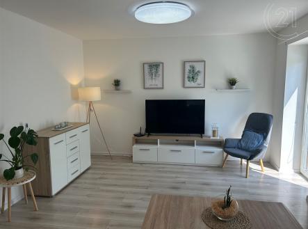 . | Pronájem bytu, 3+kk, 68 m²