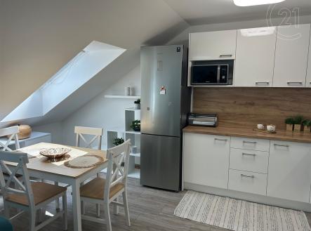 . | Pronájem bytu, 3+kk, 68 m²