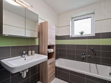 . | Prodej - dům/vila, 131 m²