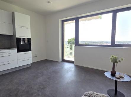 . | Pronájem bytu, 1+kk, 35 m²