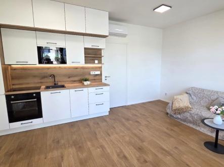 . | Pronájem bytu, 1+kk, 34 m²
