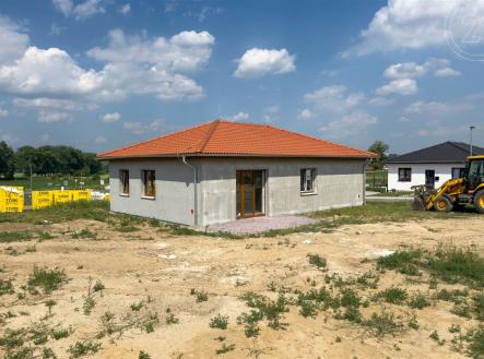 . | Prodej - dům/vila, 98 m²