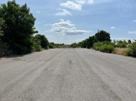 . | Pronájem - pozemek pro komerční výstavbu, 1 000 m²