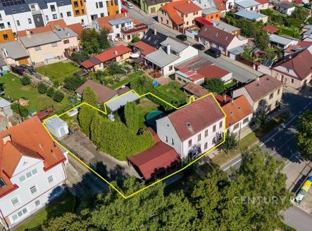 . | Prodej - dům/vila, 180 m²