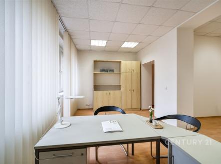. | Prodej - kanceláře, 17 m²