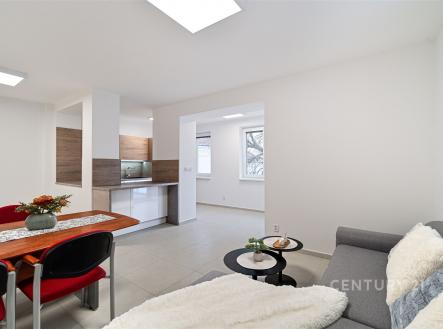 . | Prodej bytu, 2+kk, 70 m²