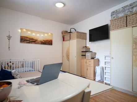 . | Pronájem bytu, 1+kk, 27 m²
