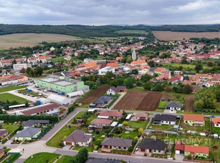 . | Prodej - pozemek pro bydlení, 600 m²