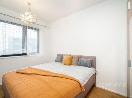 . | Pronájem bytu, 2+kk, 53 m²