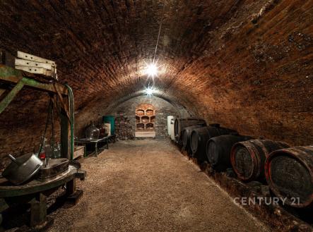 . | Prodej - malý objekt/garáž