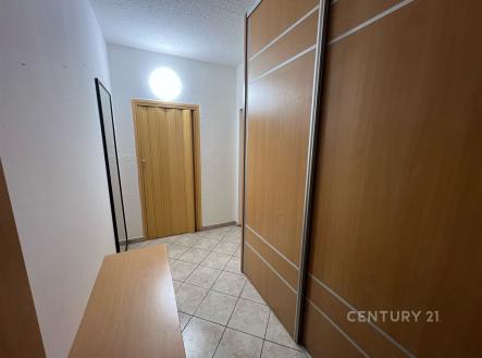 . | Pronájem bytu, 2+1, 58 m²