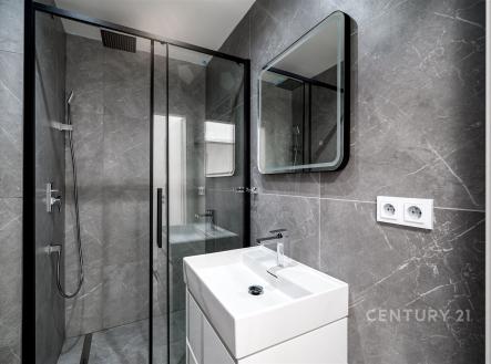 . | Pronájem bytu, 1+1, 33 m²