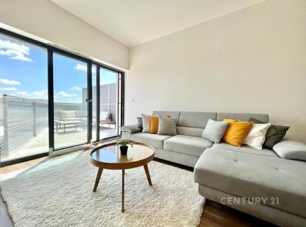 . | Pronájem bytu, 2+kk, 83 m²