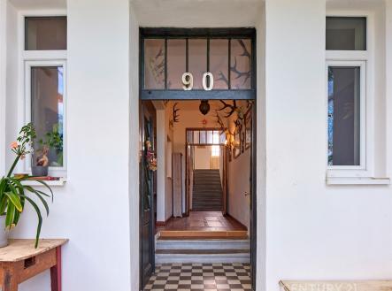 . | Prodej - dům/vila, 633 m²