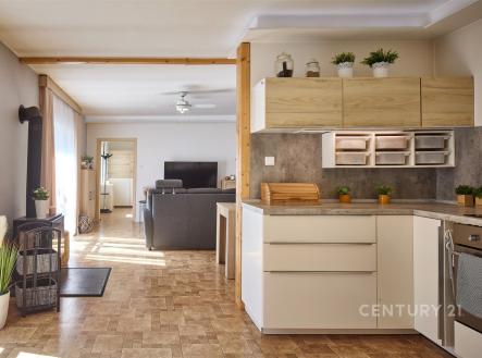 . | Prodej - dům/vila, 260 m²