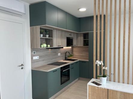 . | Pronájem bytu, 1+kk, 34 m²