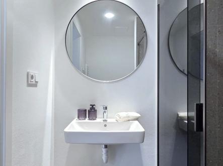 . | Pronájem bytu, 1+kk, 35 m²