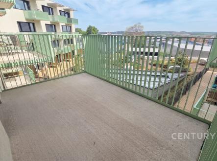. | Pronájem bytu, 1+kk, 35 m²