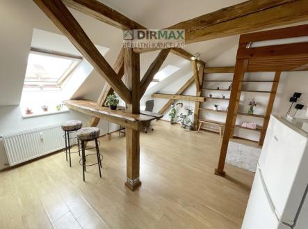 02-1.jpeg | Pronájem bytu, 1+kk, 33 m²