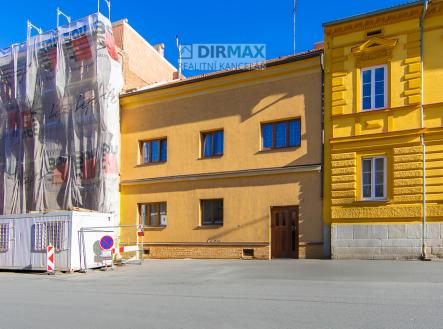 Prodej - dům/vila, 330 m²