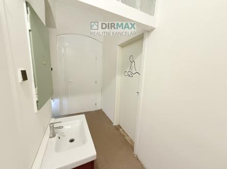 img-9644.jpeg | Pronájem - obchodní prostor, 18 m²