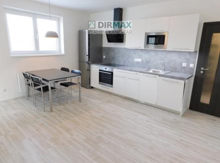 02.jpg | Pronájem bytu, 2+kk, 62 m²