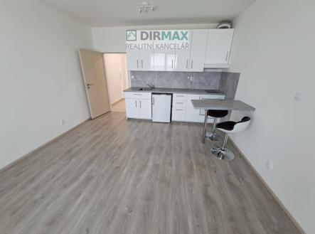 02.jpg | Pronájem bytu, 1+kk, 32 m²