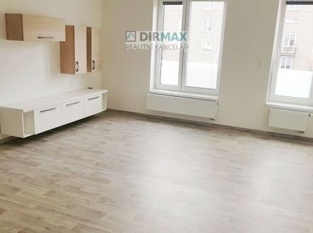 03-1.jpg | Pronájem bytu, 1+kk, 43 m²