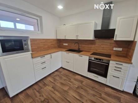 Pronájem - dům/vila, 94 m²