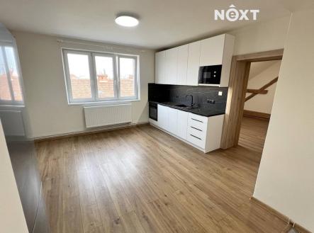 Pronájem bytu, 2+1, 65 m²