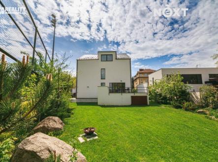 Prodej - dům/vila, 420 m²