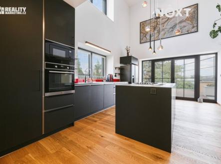 Prodej - dům/vila, 420 m²