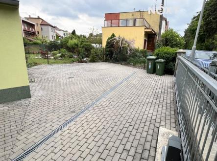 Pronájem bytu, 3+1, 117 m²