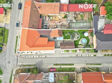 Prodej - dům/vila, 228 m²