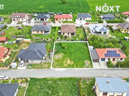 Prodej - pozemek pro bydlení, 738 m²