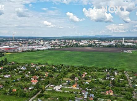 Prodej - pozemek, zahrada, 1 402 m²