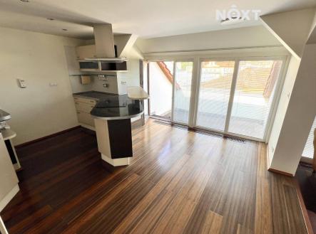 Pronájem bytu, 2+kk, 70 m²