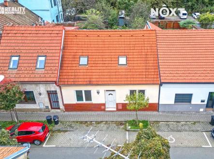 Pronájem - dům/vila, 160 m²