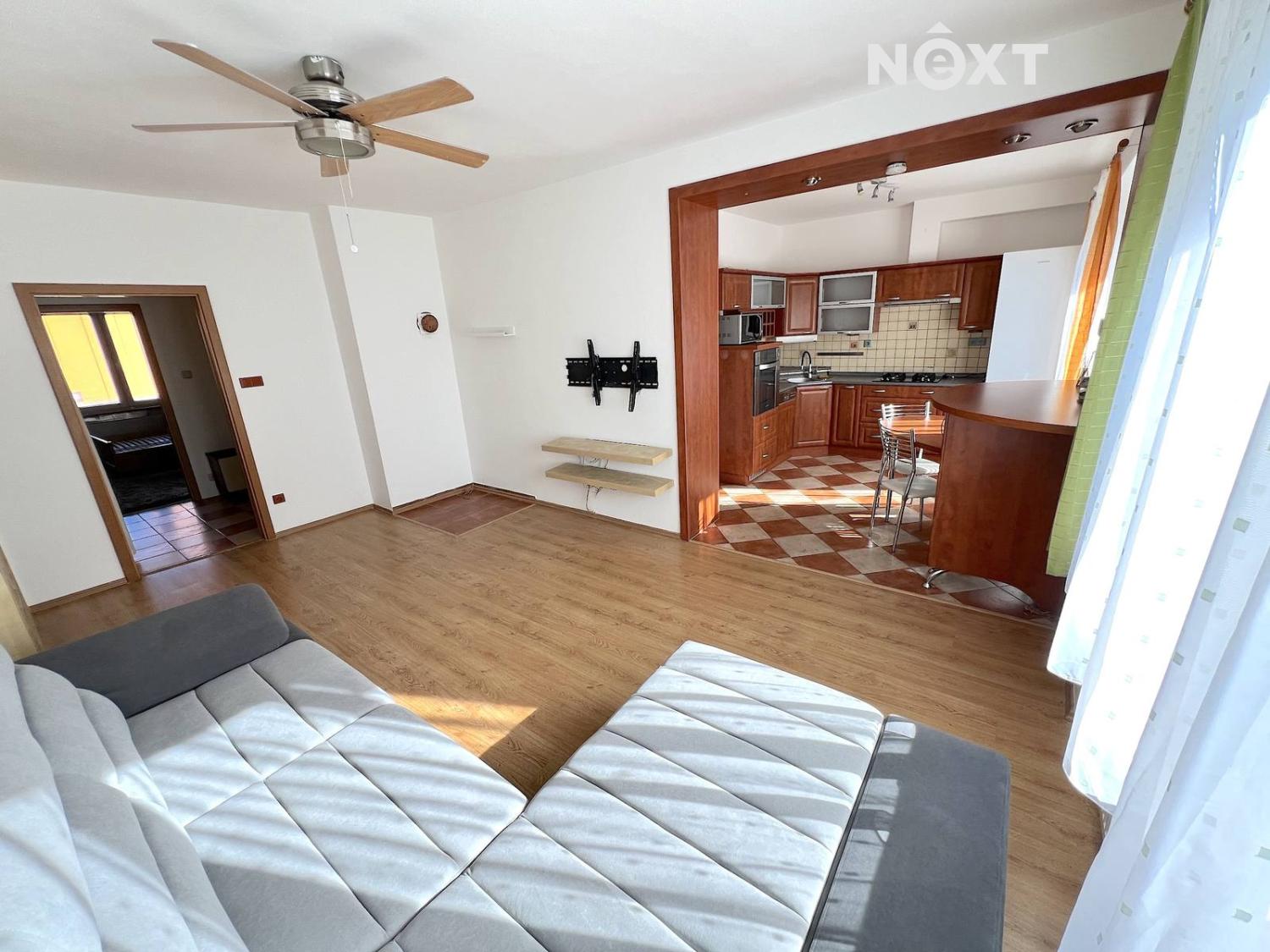 Pronájem byt 2+kk, 65㎡