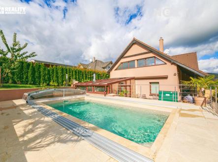 Prodej - dům/vila, 308 m²