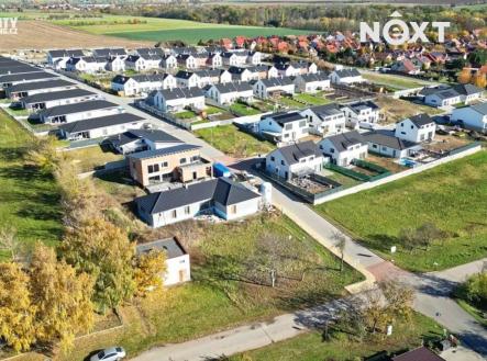 Prodej - pozemek pro bydlení, 828 m²