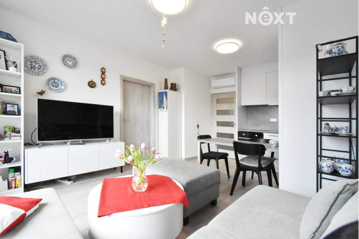 Pronájem byt 2+kk, 37㎡