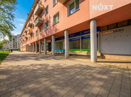 Pronájem - kanceláře, 90 m²