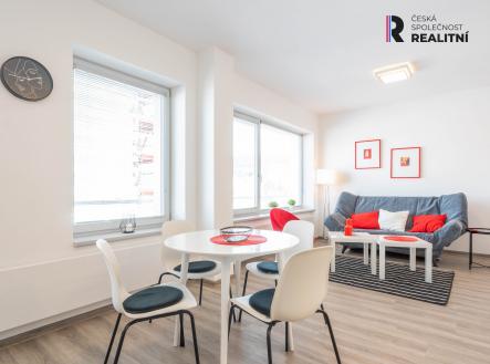 Pronájem bytu, 1+kk, 43 m²