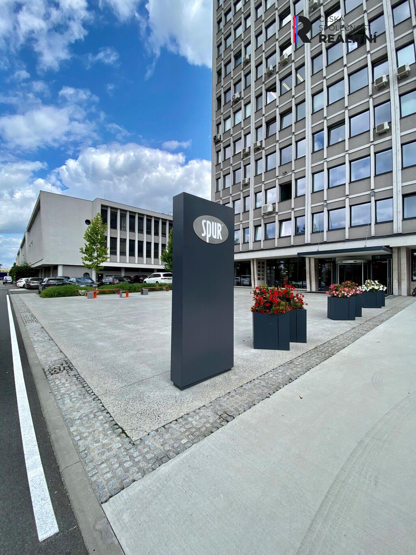 Pronájem kancelářských prostor, třída Tomáše Bati, Zlín - Louky.