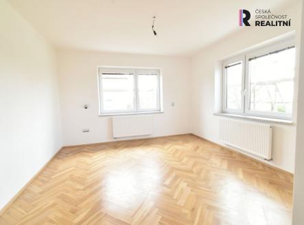 Obývací pokoj | Pronájem - dům/vila, 145 m²