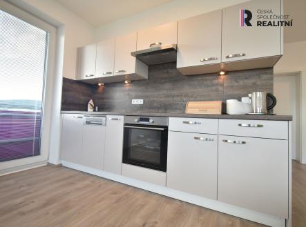 Kuchyňská linka | Pronájem bytu, 2+kk, 61 m²