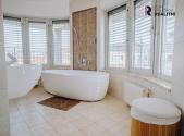 Prodej bytu, 6+kk, 178 m²