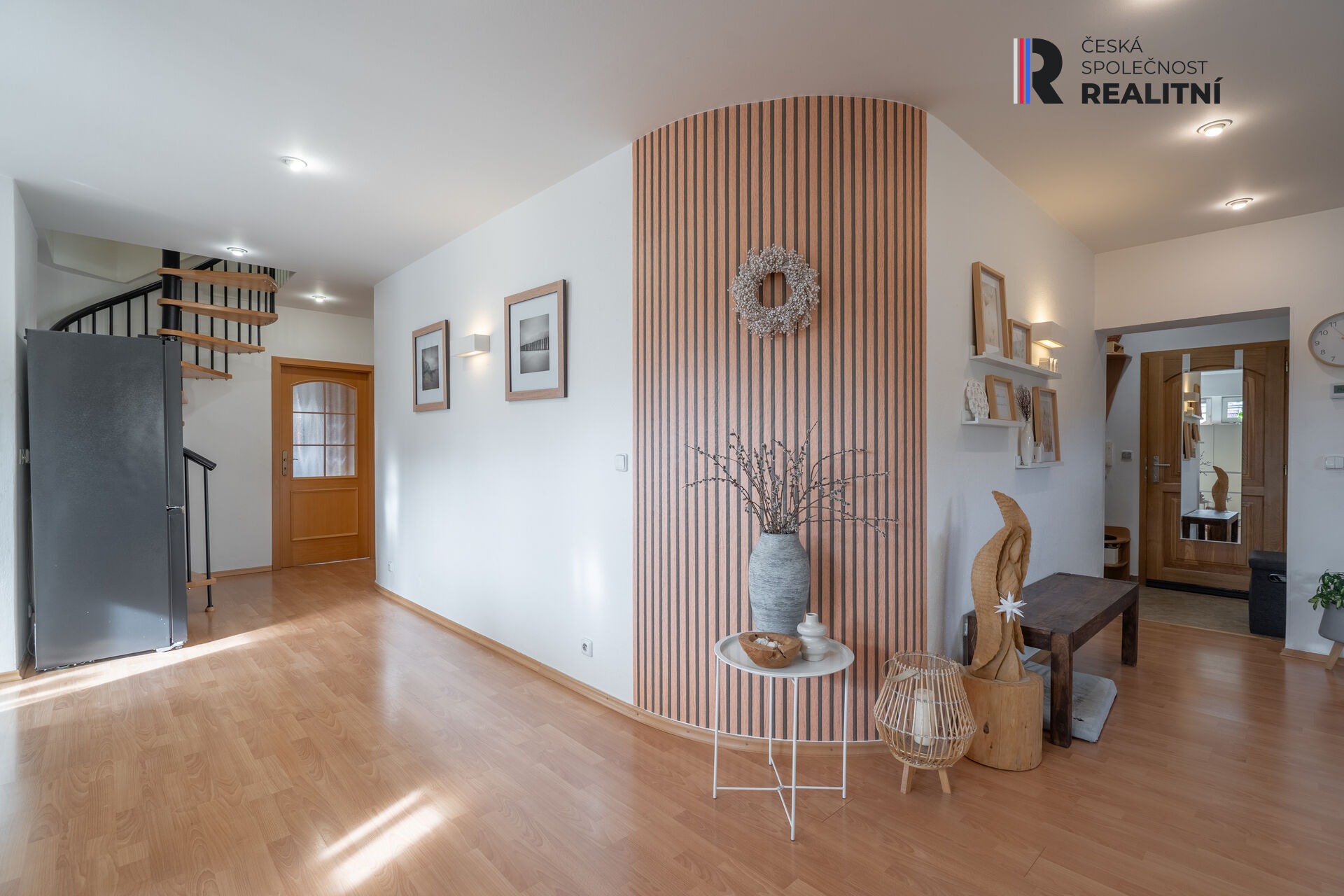 Nadstandardní byt 4+kk s galerií a terasou – Luhačovice, Masarykova ul.