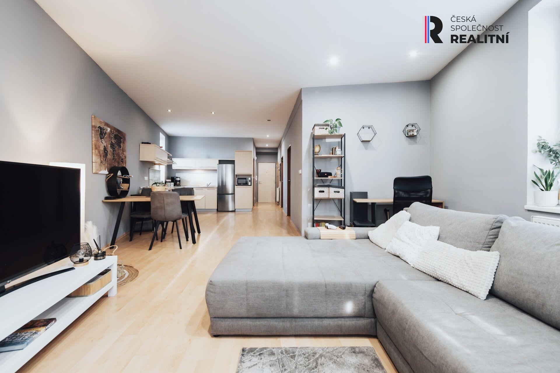 Pronájem BJ 3kk v rodinném domě, ul. Obeciny, Zlín.